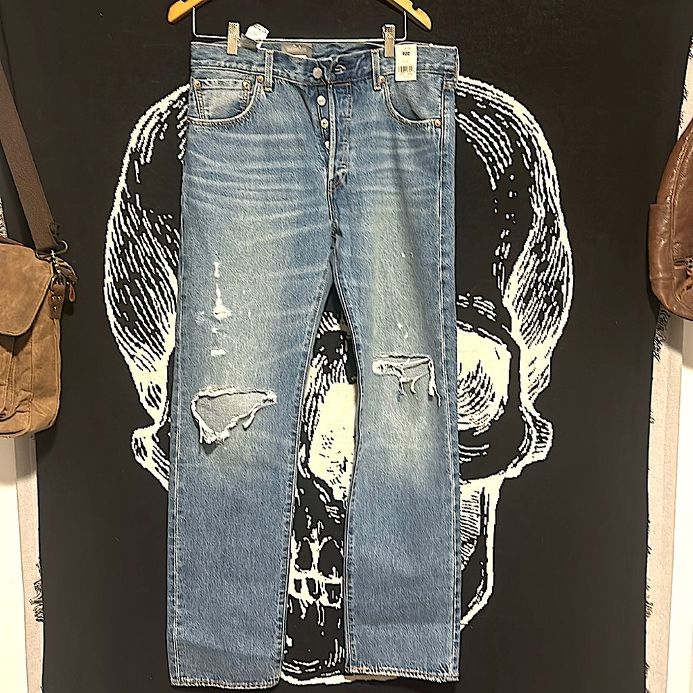 Mens Levis premium 501 ‘93 straight tattered W33 L34 BRAND NEW